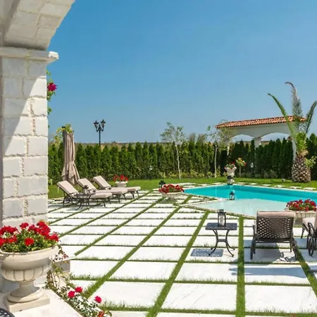 Luxury Casablanka